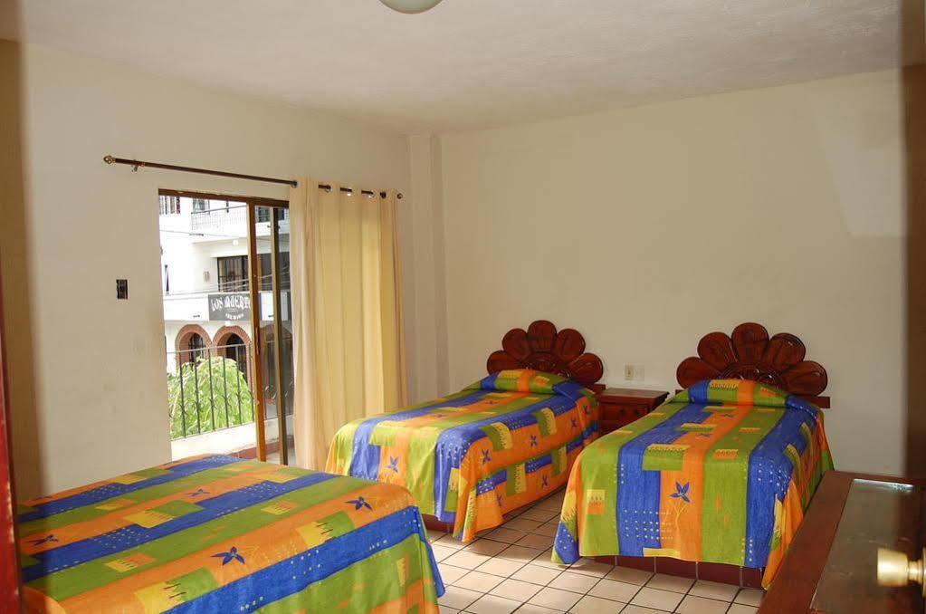 Bungalow Estancia San Carlos Vallarta ปูแอร์โตบาญาร์ตา ภายนอก รูปภาพ