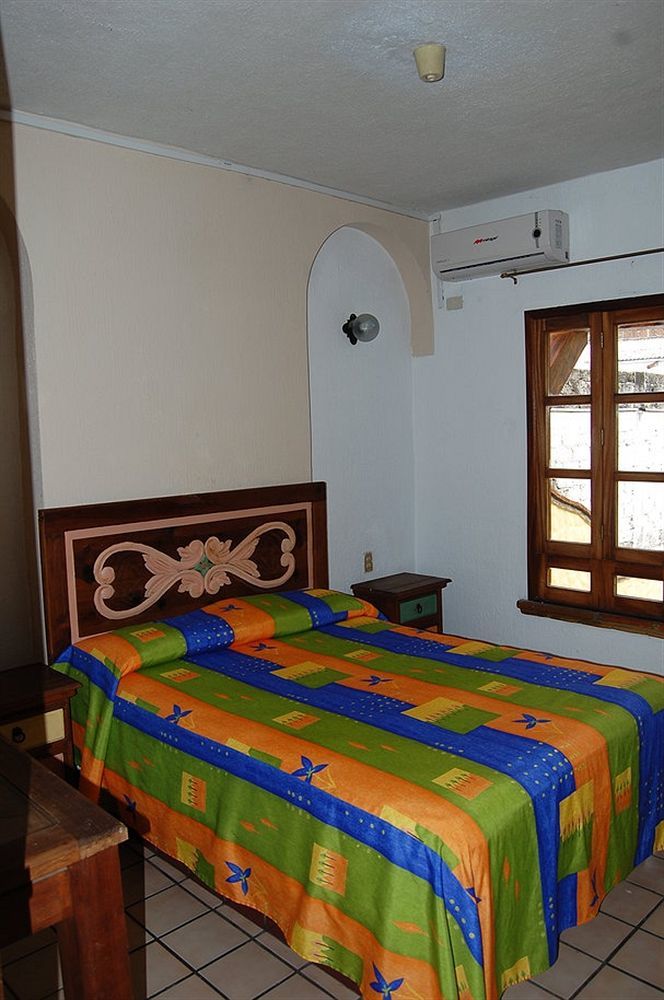 Bungalow Estancia San Carlos Vallarta ปูแอร์โตบาญาร์ตา ภายนอก รูปภาพ