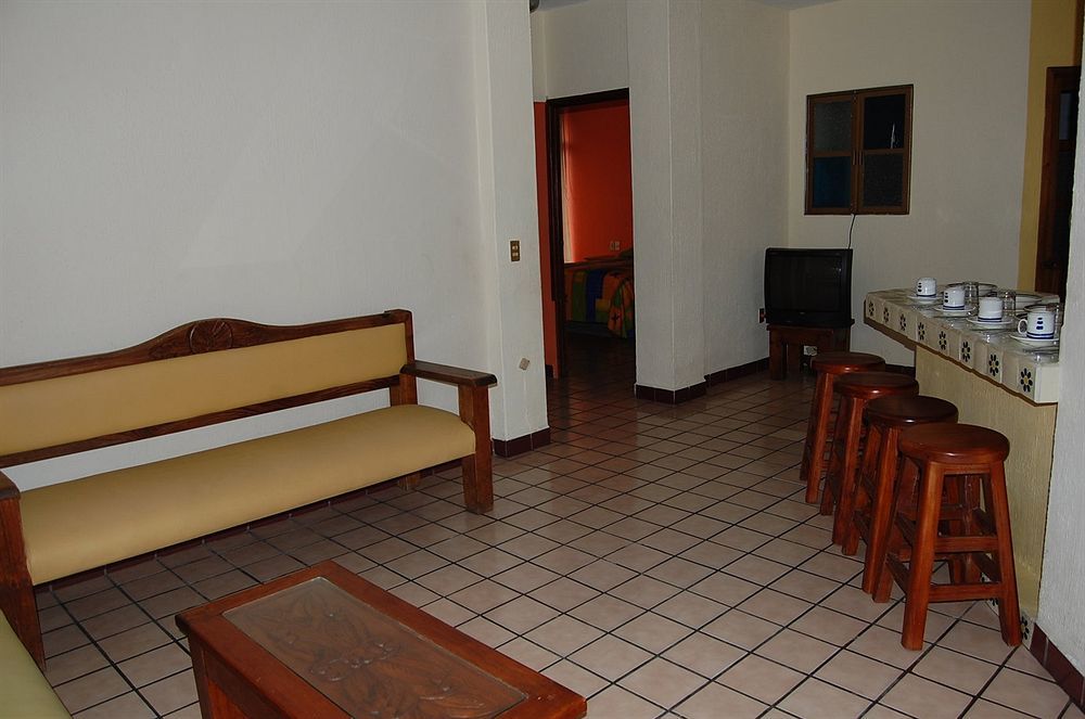 Bungalow Estancia San Carlos Vallarta ปูแอร์โตบาญาร์ตา ภายนอก รูปภาพ