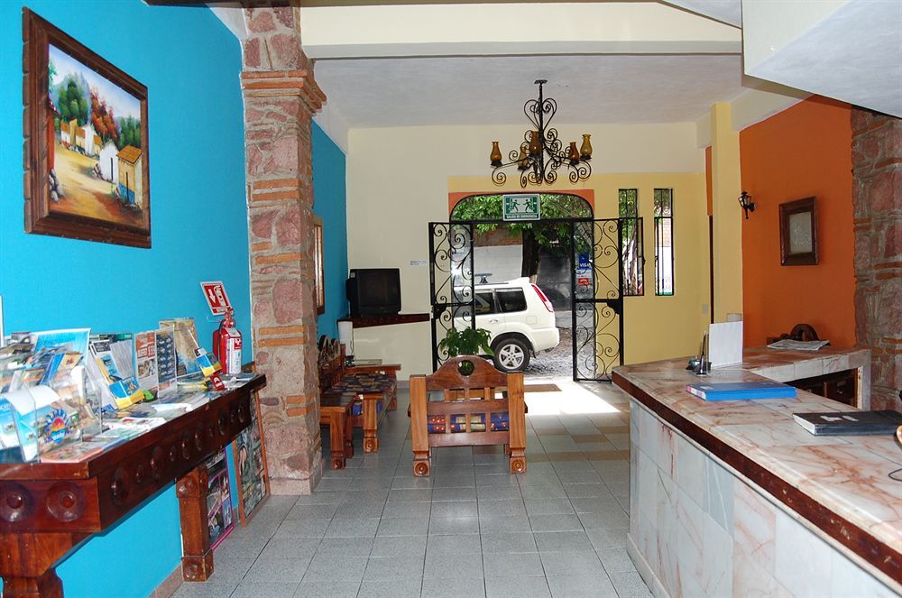 Bungalow Estancia San Carlos Vallarta ปูแอร์โตบาญาร์ตา ภายนอก รูปภาพ