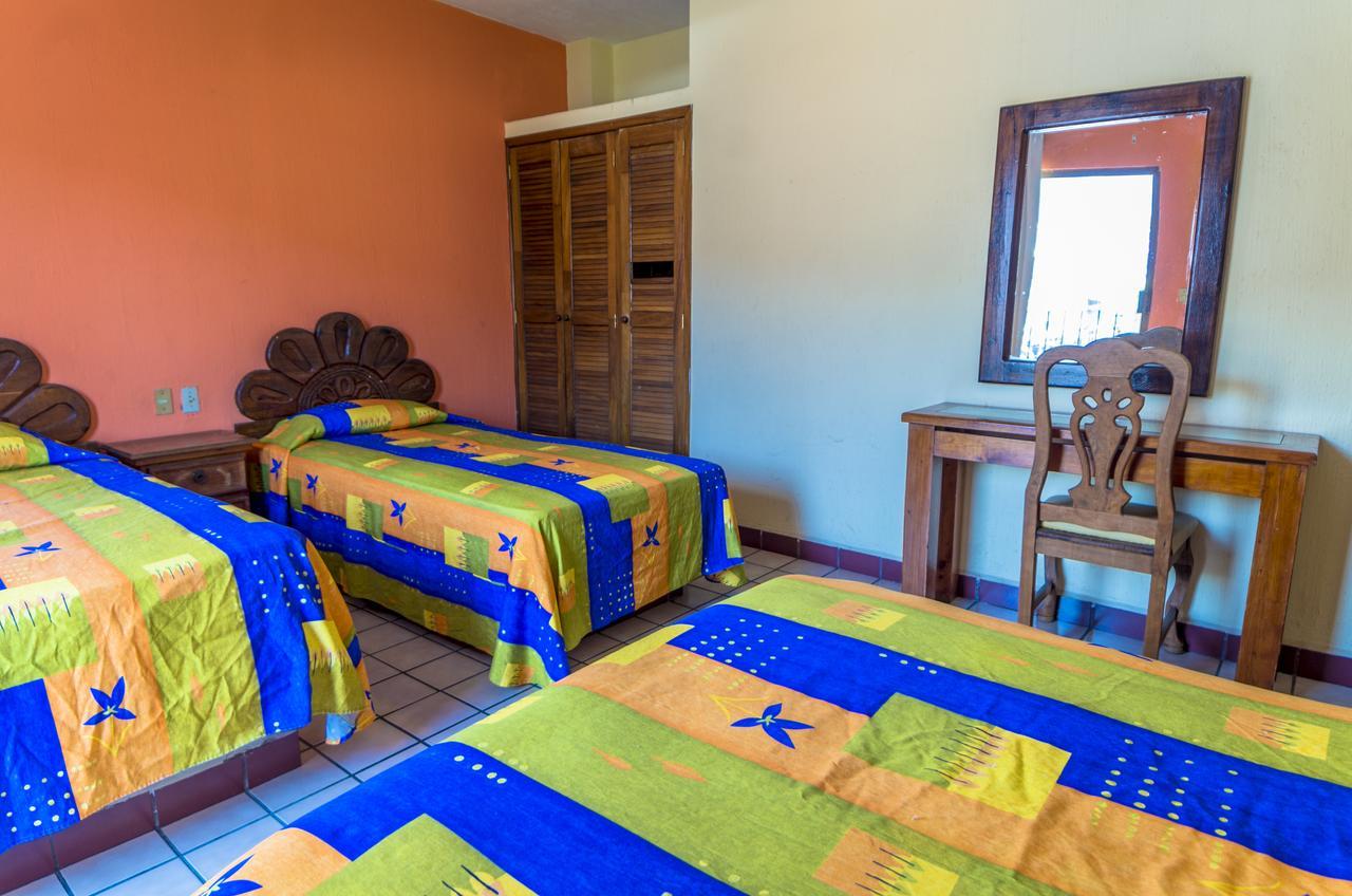 Bungalow Estancia San Carlos Vallarta ปูแอร์โตบาญาร์ตา ภายนอก รูปภาพ