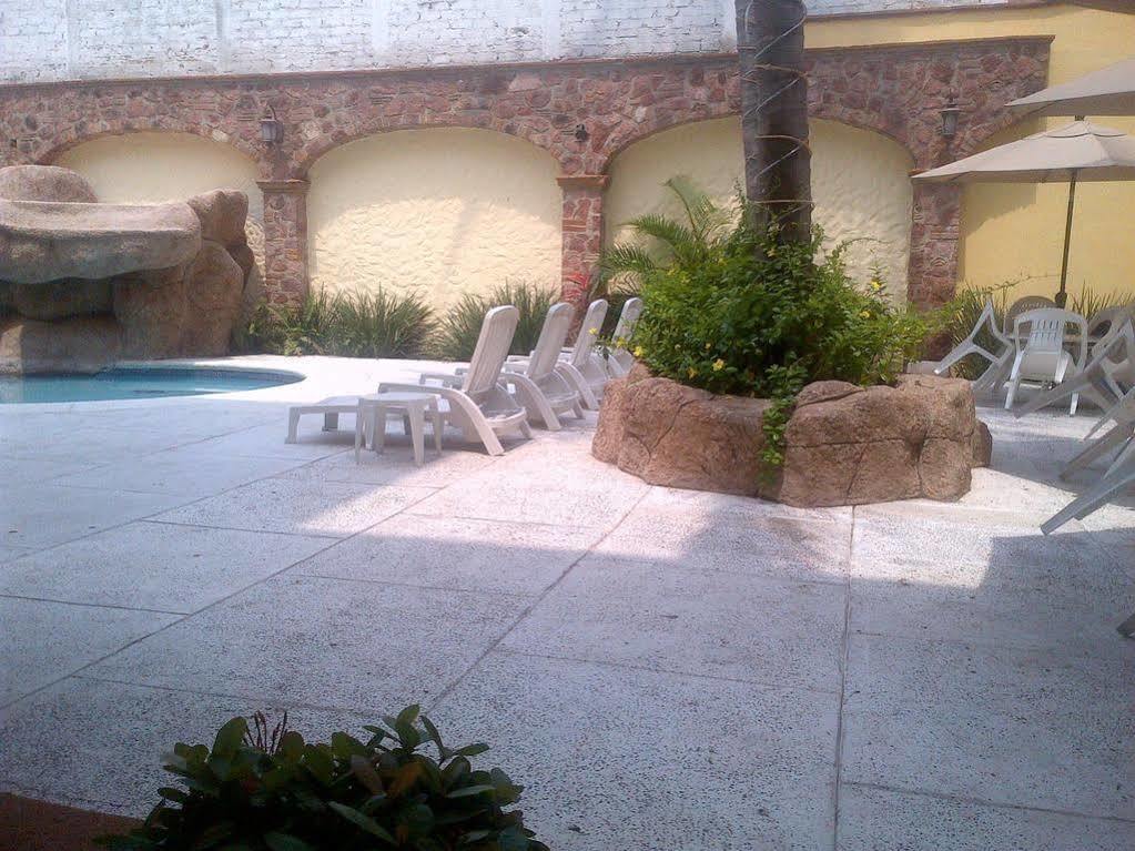Bungalow Estancia San Carlos Vallarta ปูแอร์โตบาญาร์ตา ภายนอก รูปภาพ