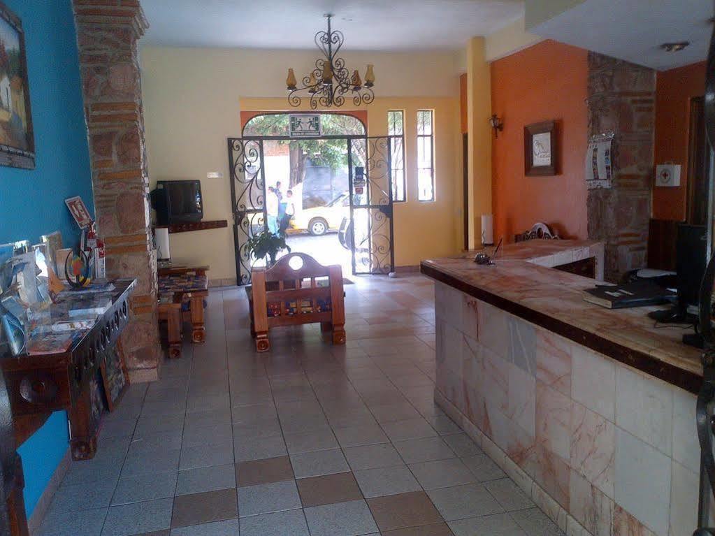 Bungalow Estancia San Carlos Vallarta ปูแอร์โตบาญาร์ตา ภายนอก รูปภาพ